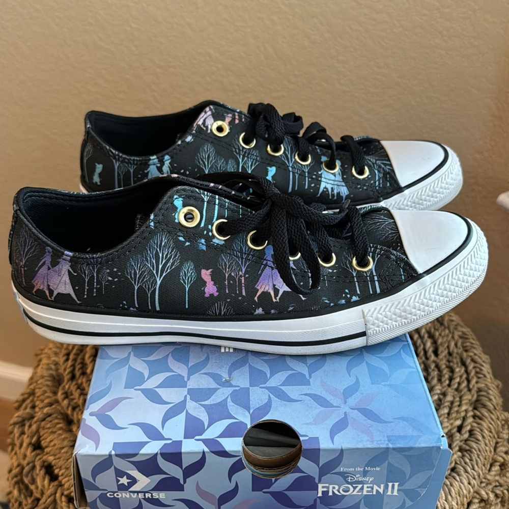 Disney Frozen 2 Converse